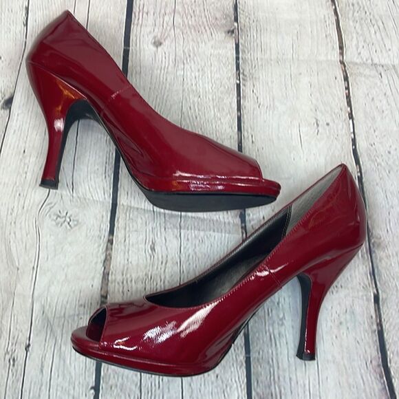 Moda Spana Red High Heel Shoes Size 9M - Picture 7 of 7